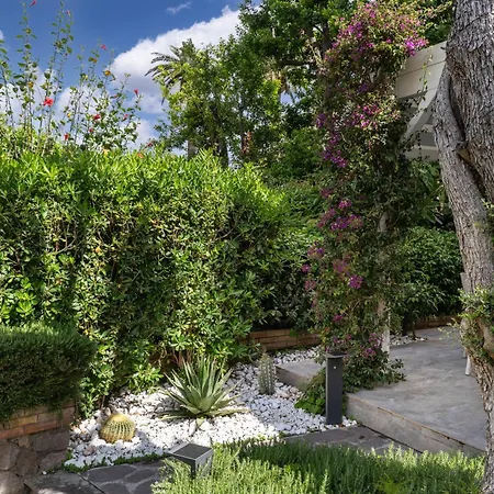 Le Sirene Boutique Holiday home *